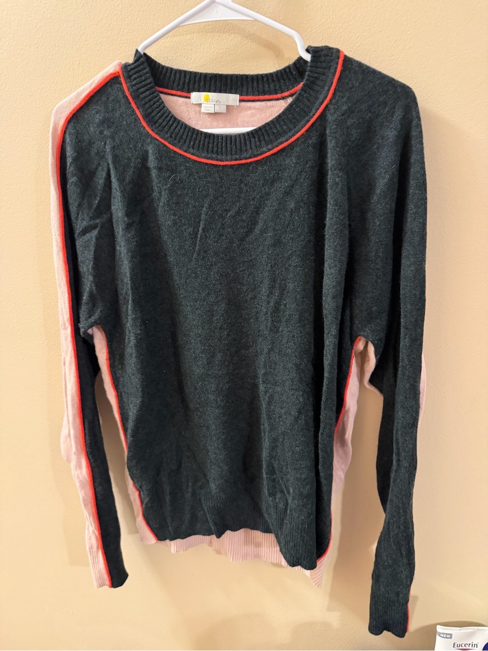 Women’s Biden Charcoal Gray & Pink Contrast Crewneck Sweater size L